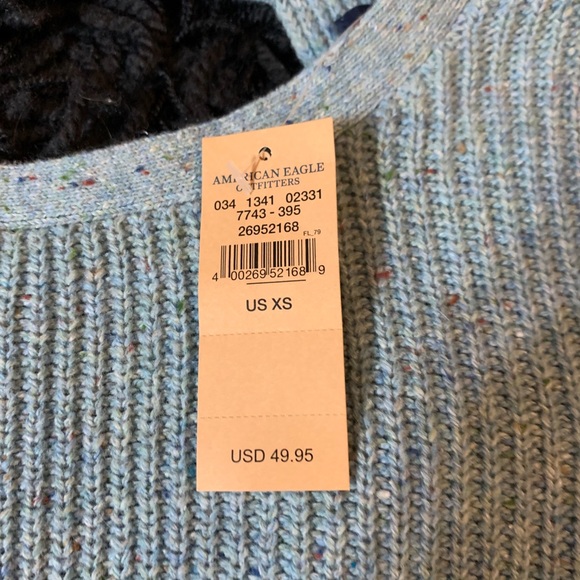 NWT AE Sweater with v in back - Picture 2 of 4